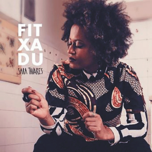 VINILO SARA TAVARES FITXADU