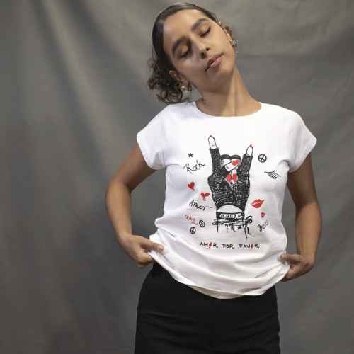 62225 CAMISETA ROCK ENTALLADA